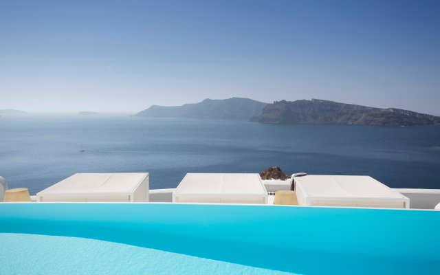 Katikies Kirini Santorini - The Leading Hotels