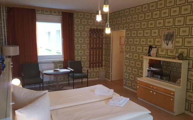 OSTEL - Das DDR Hostel