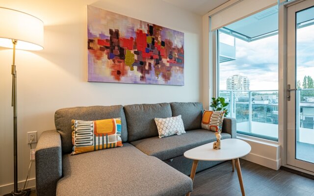 Charming Oasis Close to Airport & Downtown