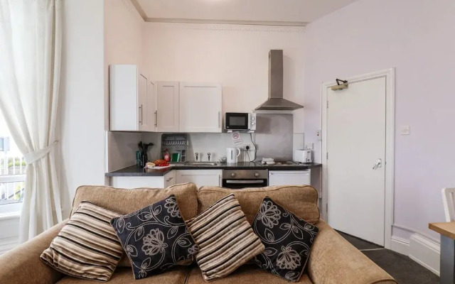 1 Beach View @ Beaconsfield House