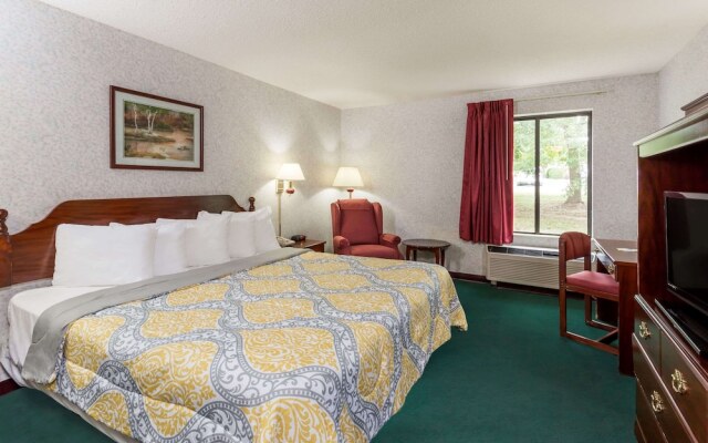 Days Inn Battlefield Rd/Hwy 65