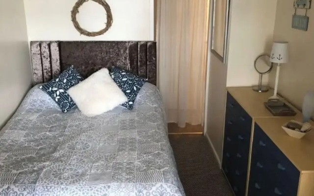 Stunning Beach Front Apartment in Caswell Swansea