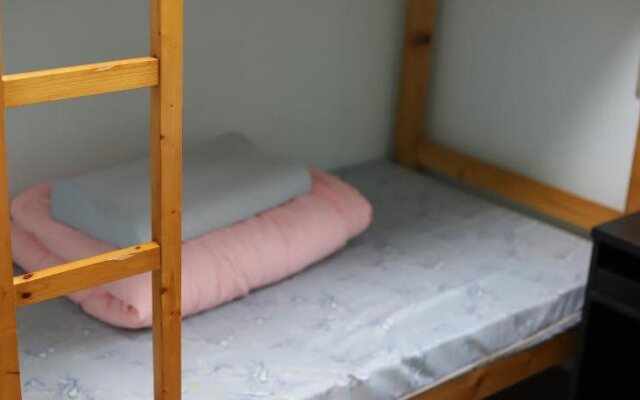 Shenzhen Beyond The Clouds Youth Hostel
