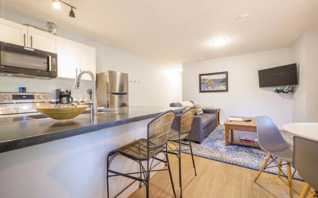 Storm Bay, Modern 1 Bed Suite and Chefs Kitchen