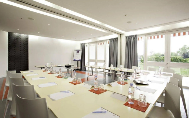 Sure Hotel Bordeaux Aeroport