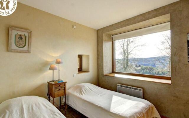 Gîte Saint-Étienne, 3 pièces, 4 personnes - FR-1-496-38