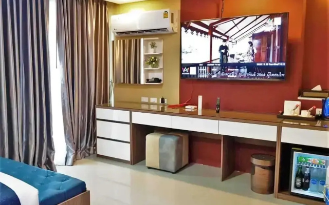 OYO 75592 Blue Tel Residence
