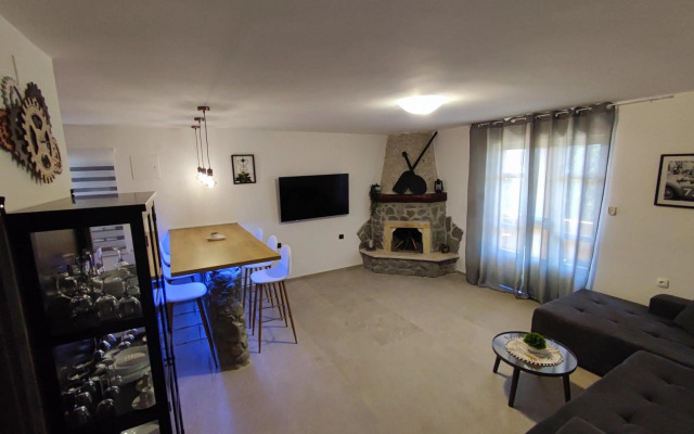 Apartment "King" Cesarica-Karlobag