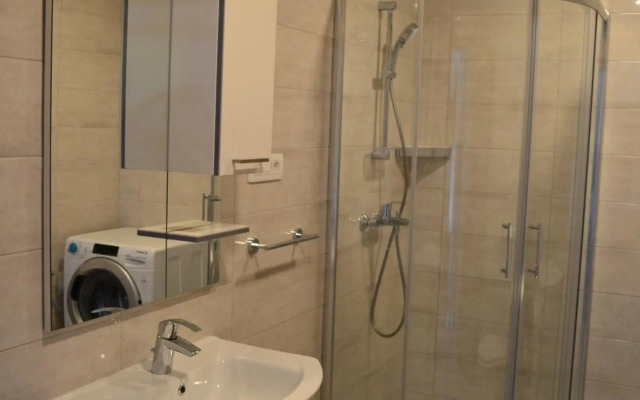 Small wooden houses and Apartments Zgornja Dobrava