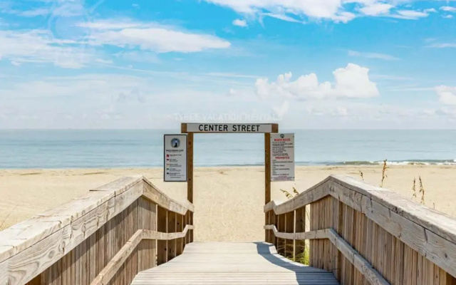 Gilligans Island by Tybee Vacation Rentals