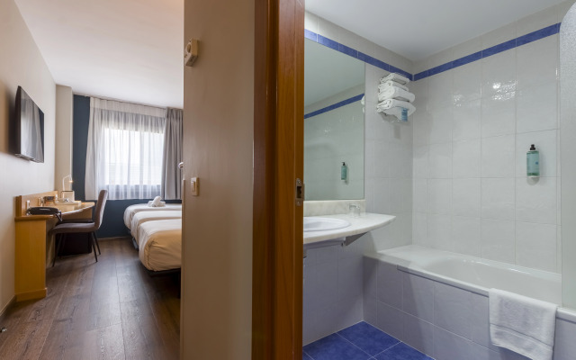 Travelodge Madrid Alcala de Henares