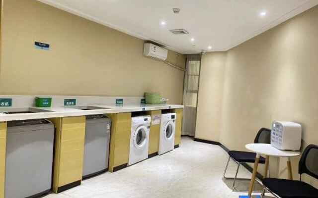 Vienna 3 Best Hotel (Nanning Huoche Dongzhan)