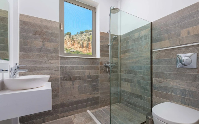 Beautiful new Luxury Villa in Rhodes