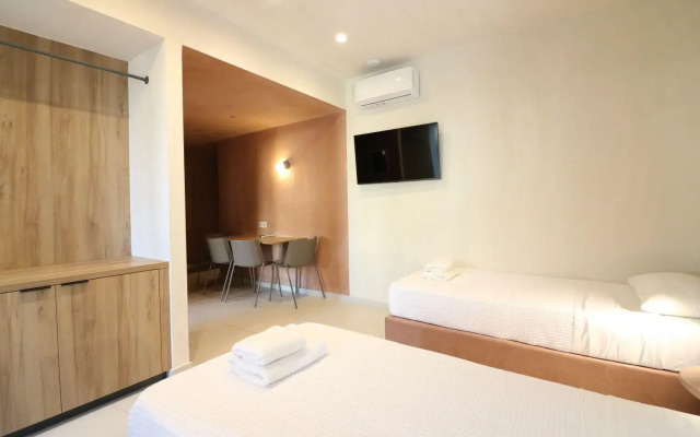 Philoxenia Apartments