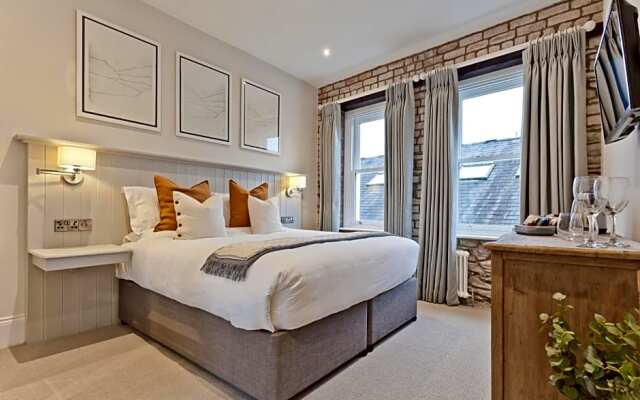 Tithe Barn - Self Check In Hotel