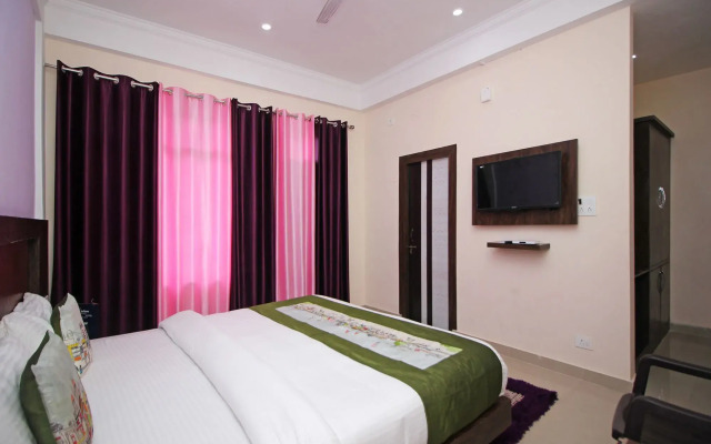 Hotel Chandni By OYO Rooms