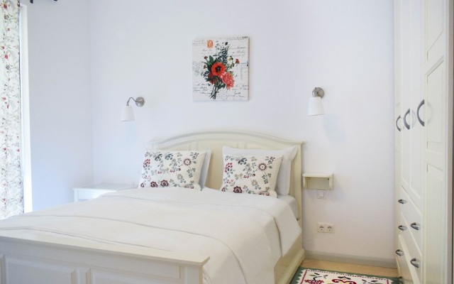 Oasis Park Aparthotel