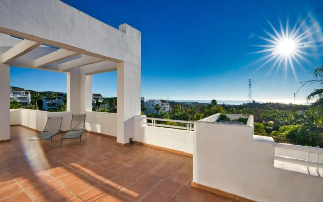 AL-321 Penthouse 3 bedrooms Alcazaba Lagoon
