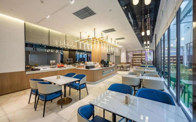 Hanting Express Shanghai Huajing Road