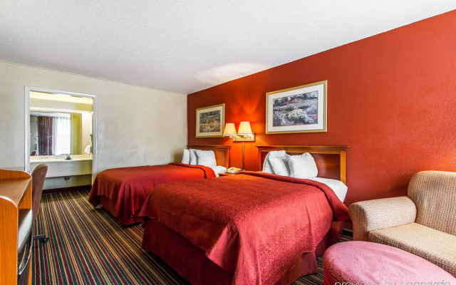 Motel 6 Opelika, AL