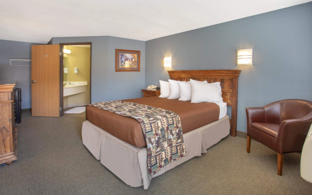 Travelodge by Wyndham Gardiner Yellowstone Park North