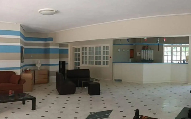 Apollo Beach Hotel