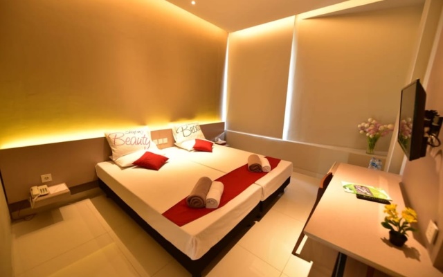 Sleepzzz Equestrian Park Hotel – Guest Rooms – Jakarta