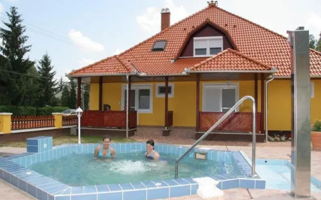 Korona Apartmanház