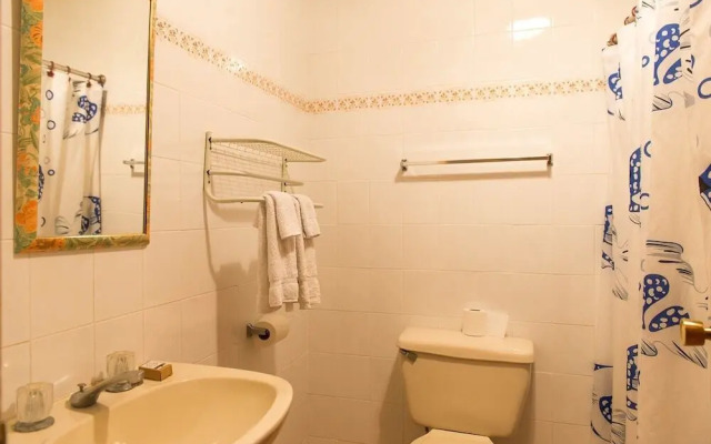 Tropical Beach Suite