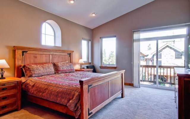 Sundara Place Private Home with Hot Tub