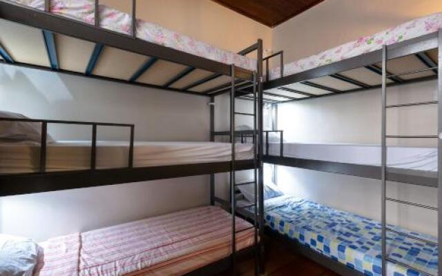 Casa del Mar Hostel