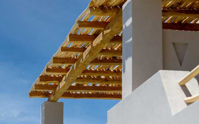 Opalia Suites