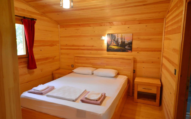 Lemon Garden Lodge