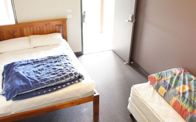 Swansea Backpackers