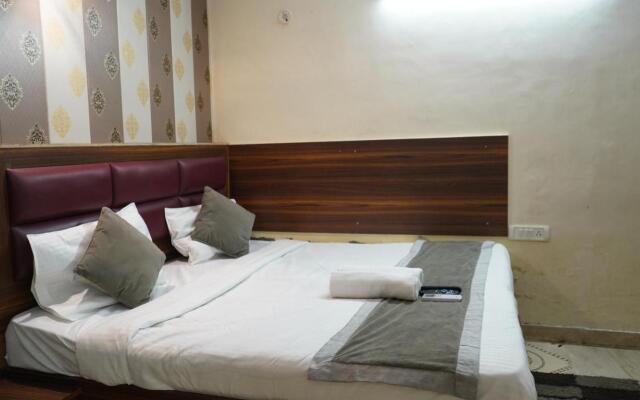 Hotel Quadis Noida Sector 15