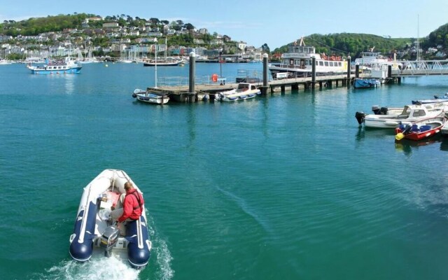36 Dart Marina