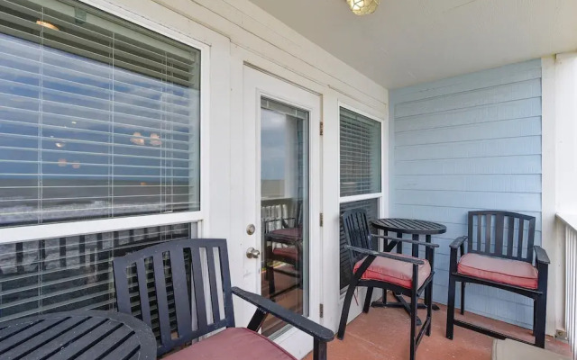 Seascape 1209 2 Bedroom Condo by RedAwning