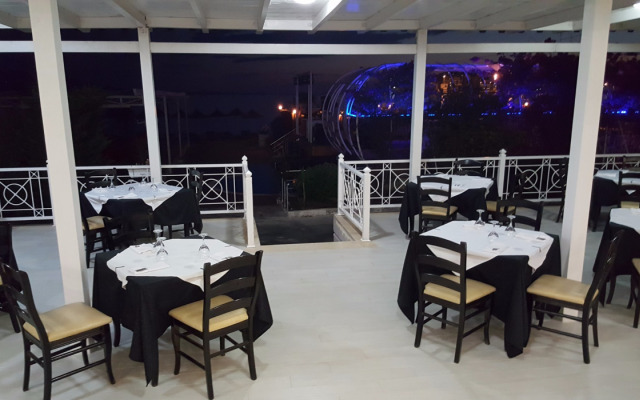 Grand Hotel Saranda