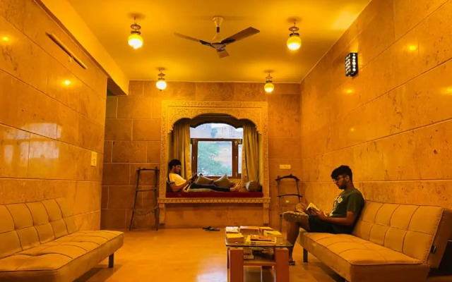 Hotel Deep Mahal