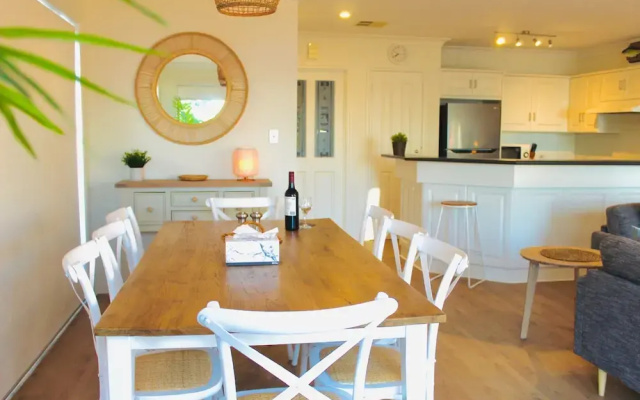 Vista Victor Harbor Beachfront Apartment no 4