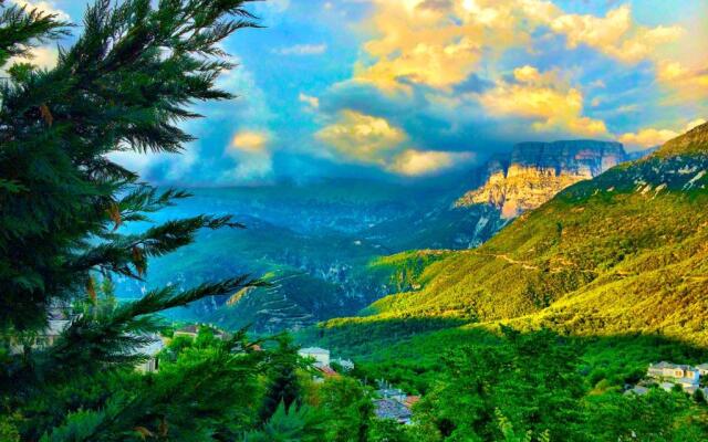 Zagori Suites Luxury Residences