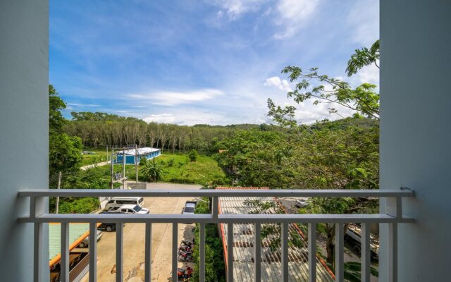 Naiyang Place Phuket Airport