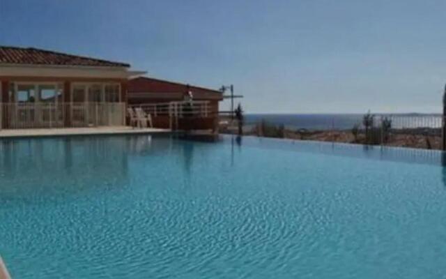 Appartement 3 pièces vue mer, parking + piscine