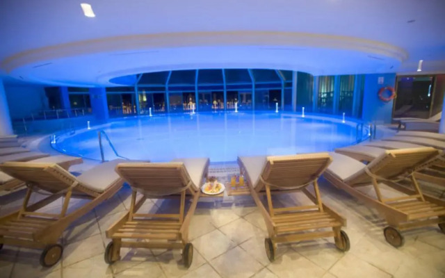 Sunrise Queen Luxury Resort & Spa