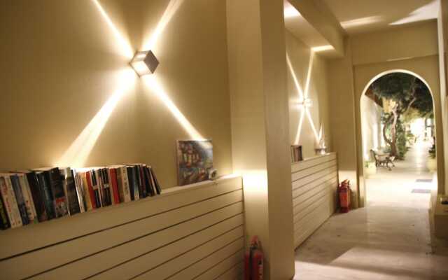 Effi Apartments