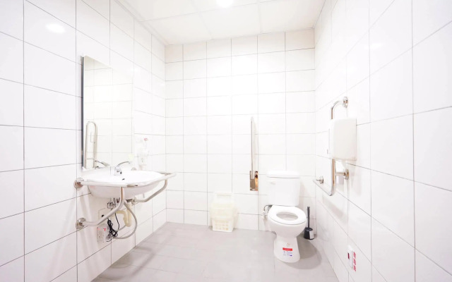 Cavemen Hostel Taipei Station Branch