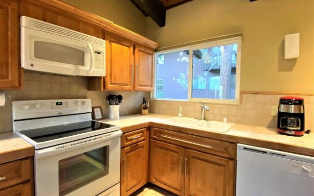 Mammoth S #232 4 Bedroom Condo