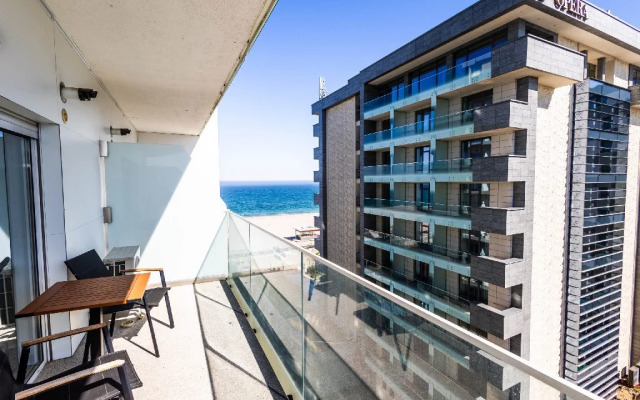 Apartamente WHITE TOWER cm