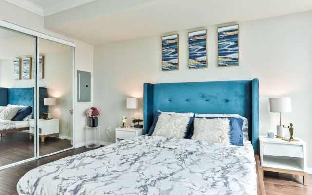 Lively Urban Condo in Old Toronto