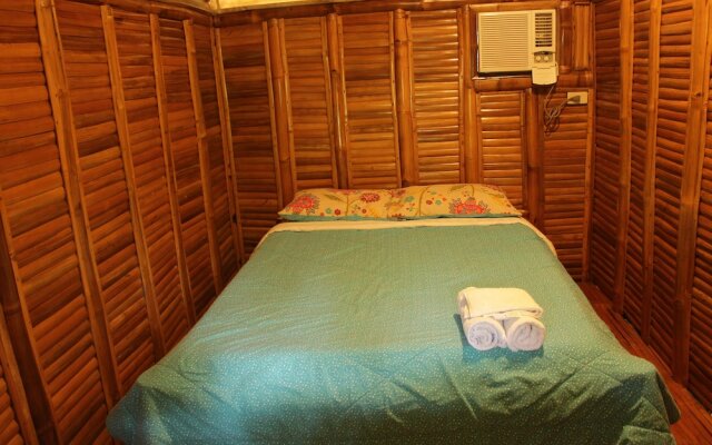 Bamboo Rooms & Cottages by Dang Maria BB